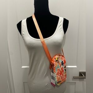Vera Bradley Easy RFID Crossbody Bag NWT 
❤️‍🔥FIRM PRICE❤️‍🔥